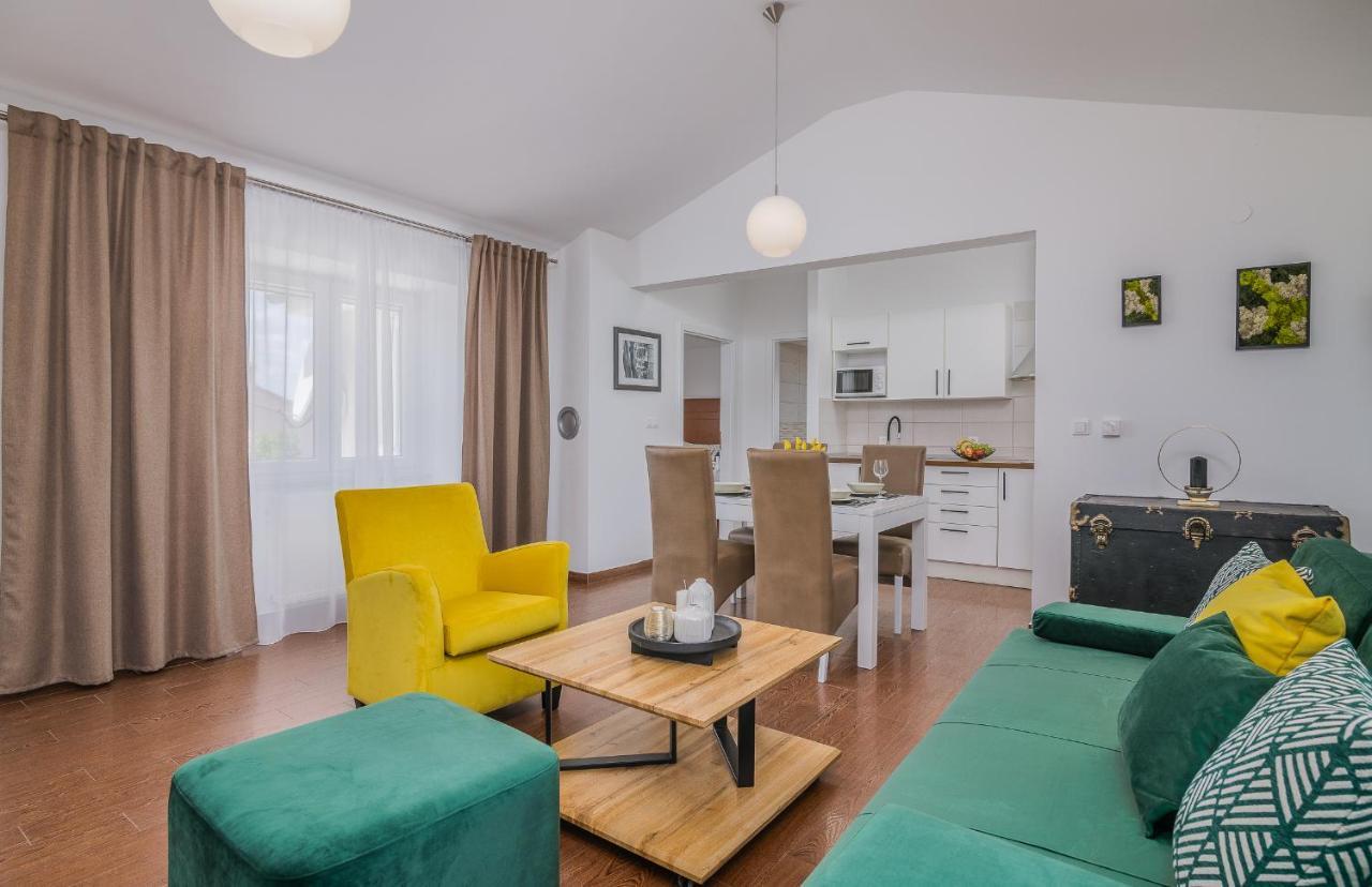 Apartment Marina Malinska Kültér fotó