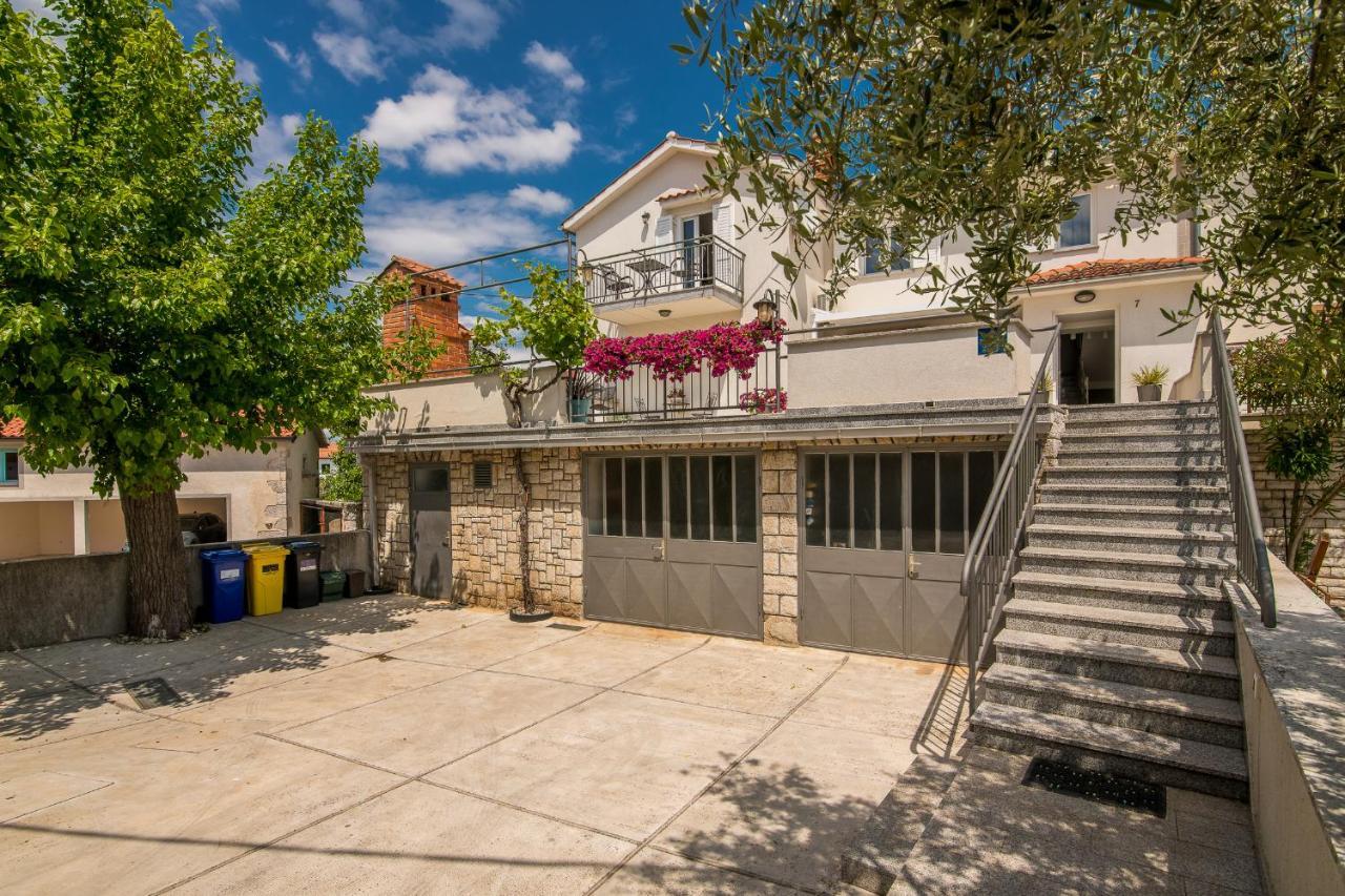 Apartment Marina Malinska Kültér fotó